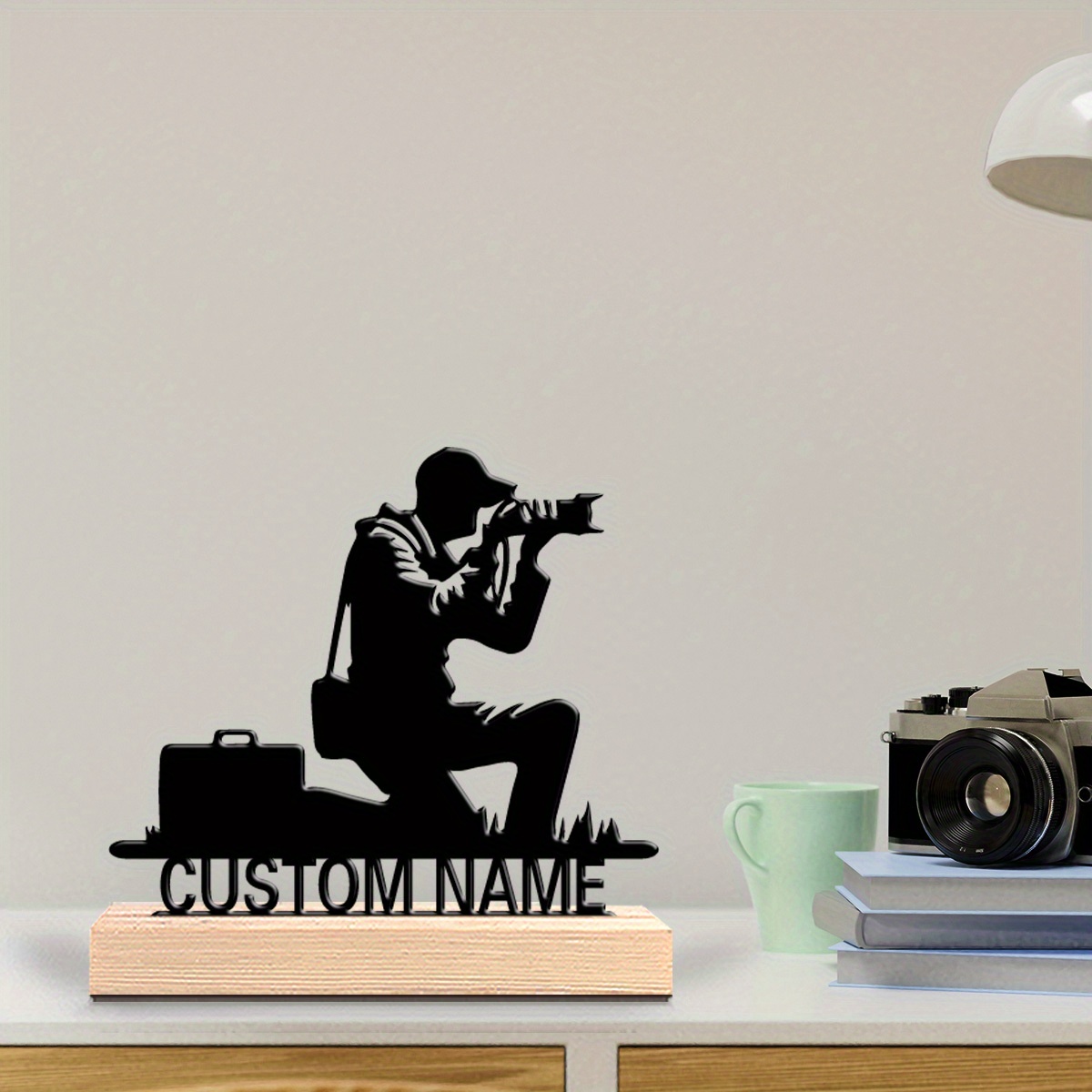 Office Furniture Names - รูปปั้นโลหะช่างภาพพร้อมฐานไม้ สลักชื่อ ดีไซน์กล้องถ่ายรูป ของตกแต่งบ้าน/ออฟฟิศ ของขวัญ
